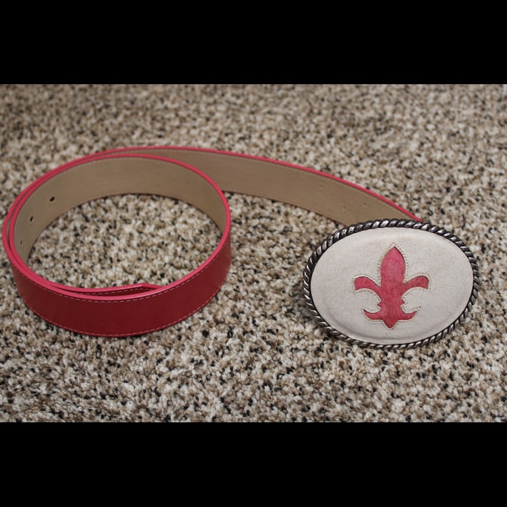 Cheryl Dufault Leather Cowgirl Belt 34 NWOT